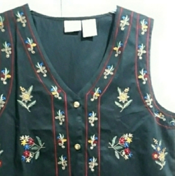 Bobbie Brooks Floral Embroidered Black  Top Button Down 100% Cotton Size Large - Picture 3 of 10